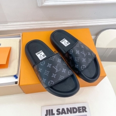 Louis Vuitton Slippers